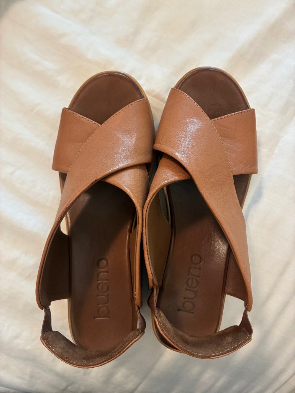 Bueno wedge heels size 39